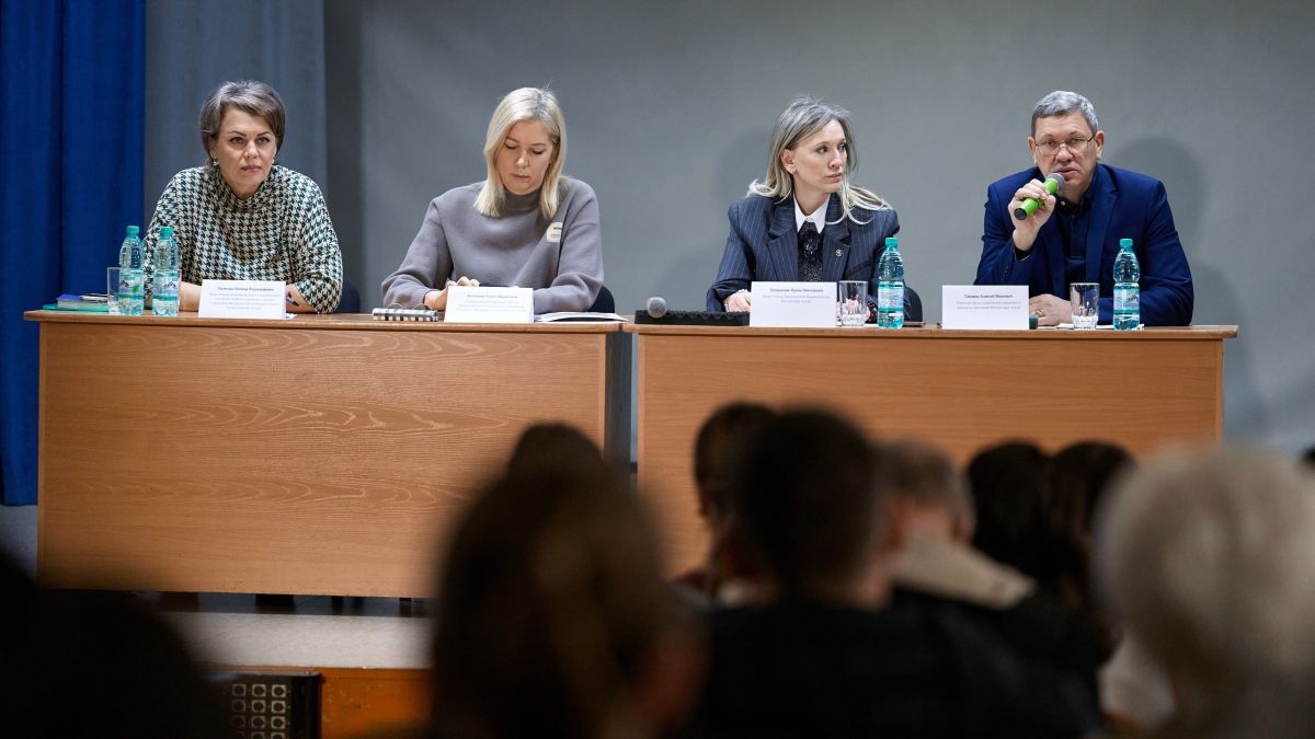 Выездное совещание по вопросам нелегальной занятости состоялось в Чемальском районе